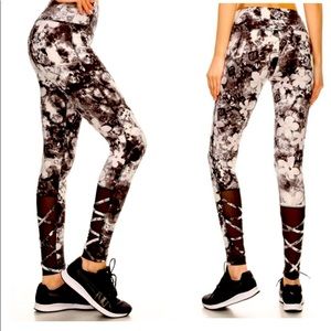 🆕SHOSHO:NIP/NWT Yoga Mesh Cut Out Pants/ Floral Pattern Sz XL